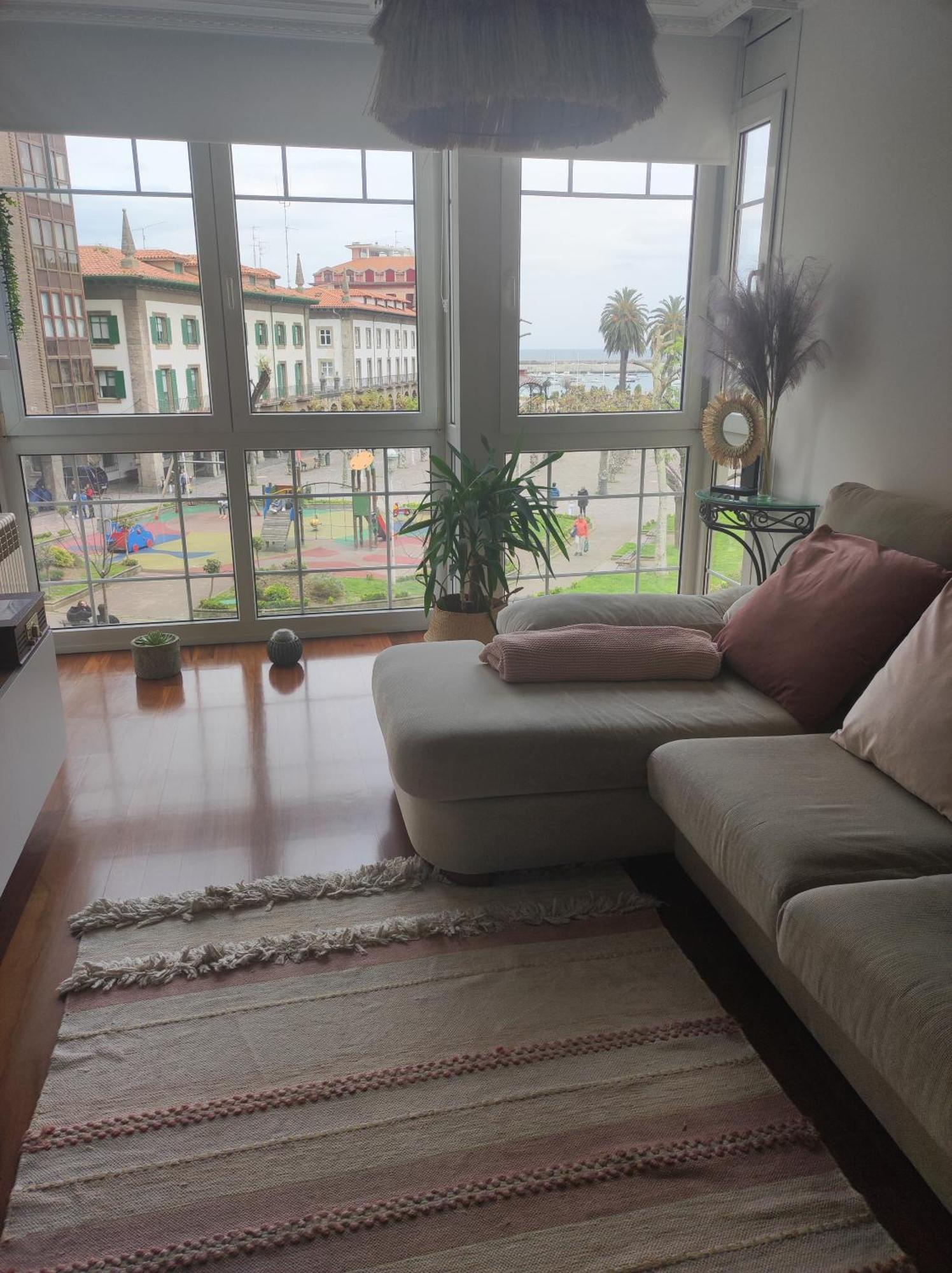 Precioso Piso Con Garaje En El Centro De Castro Urdiales Lejlighed Eksteriør billede